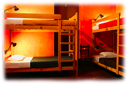 Bed in Shared Room<br><br>6 or 4-beds dormitory.<br><br><small>Includes personal lamps, personal security lockers, a mirror, a fan, towels, sheets, pillows and extra blankets.<br>(Click on the picture)</small>